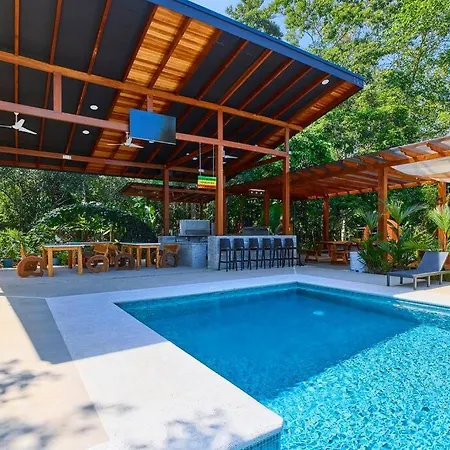 Casa Kristel - Exquisite Villa Getaway Puerto Viejo de Talamanca Exterior photo
